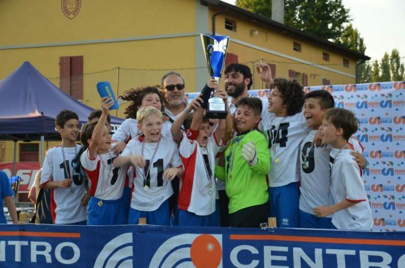 Borgofranco d'Ivrea Asd -Sport E Giovani酒店 外观 照片